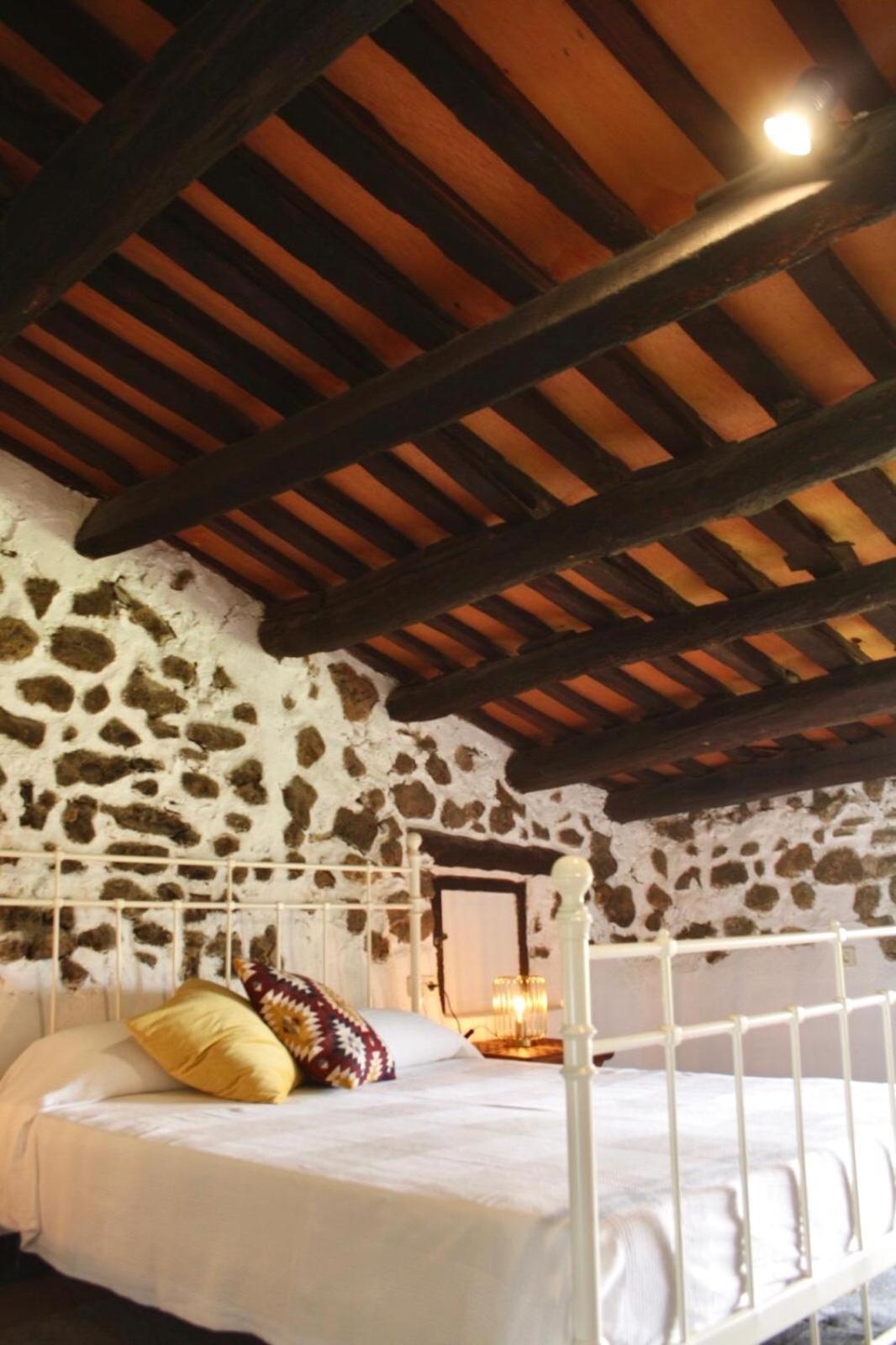 Masia Olivera Sant Pau d'Ordal Pokoj fotografie